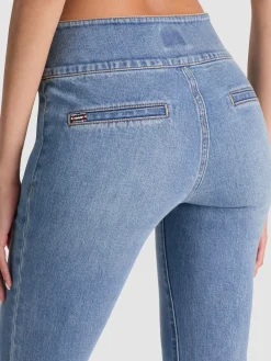 HOT JEAN